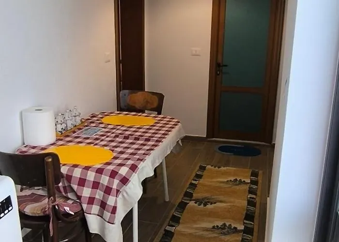 Ab Appartement Pogradec