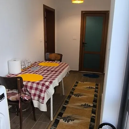 Ab Apartment Pogradec